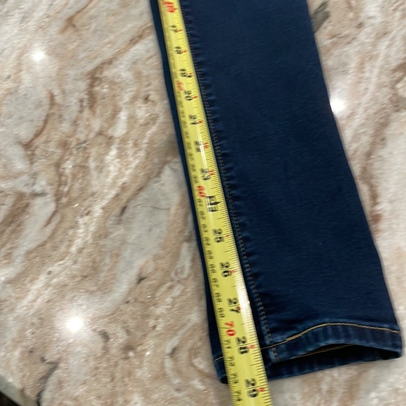 Levi’s 27 - Picture 6 of 9